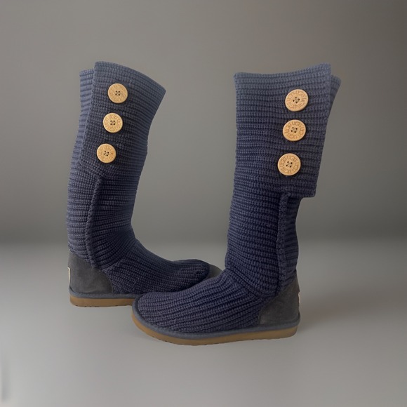 UGG Australia Boots Classic Cardy Knit Tall Boot Womens 8 Sweater Cottage Core - Picture 2 of 13